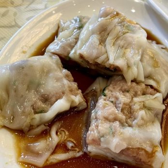 Hong Kong Palace - Beef Noodle Roll - Dim Sum Near Me - Millbrae, California Hong Kong Palace - Beef Noodle Roll - Dim Sum Near Me - Millbrae, California