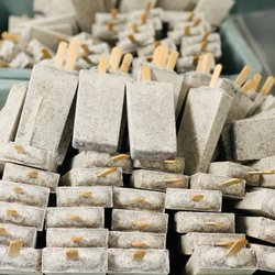 Paleteria El Paraiso - Fresh batch of our Cookies & cream paletas.