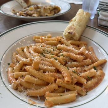 Finale Pizza - Vodka pasta - Pizza Near Me - Charlotte, North Carolina Finale Pizza - Vodka pasta - Pizza Near Me - Charlotte, North Carolina