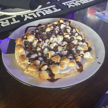 Nodding Donkey Uptown - S'mores Pizza - Barbeque Near Me - Dallas, Texas