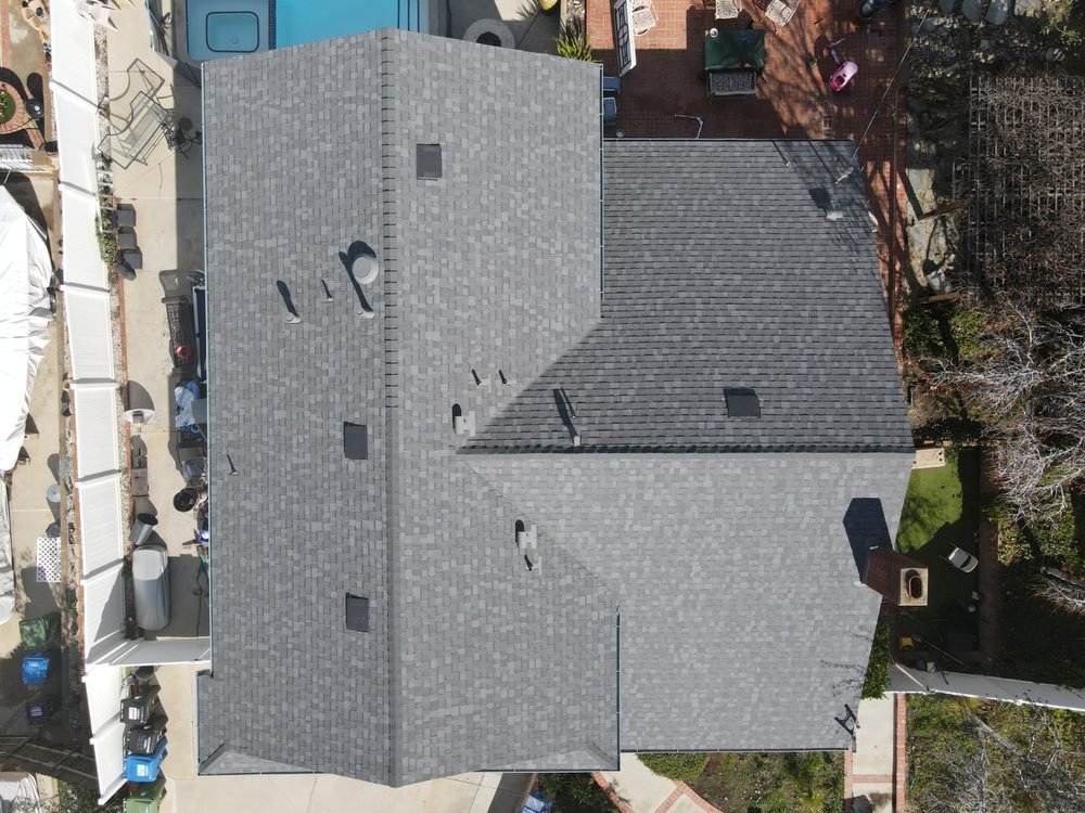 Slide of Quality Roofing Specialist