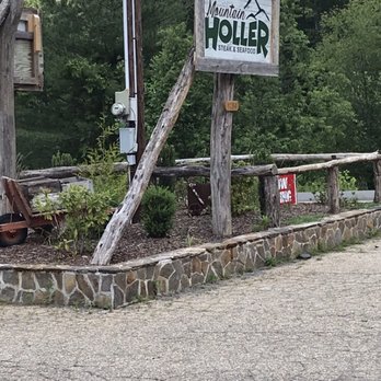 Mountain Holler - the entrance to the lodge - Seafood Near Me - Bakersville, North Carolina