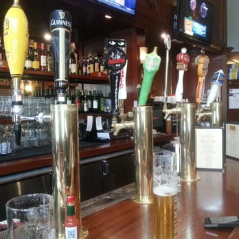 Sutter Pub & Restaurant - The bar. - Breakfast & Brunch Near Me - San Francisco, California Sutter Pub & Restaurant - The bar. - Breakfast & Brunch Near Me - San Francisco, California