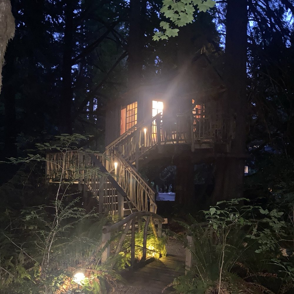 TreeHouse Point - Bed & Breakfast Near Me - Issaquah, Washington TreeHouse Point - Bed & Breakfast Near Me - Issaquah, Washington