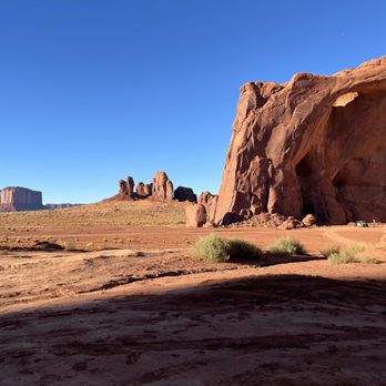 Monument Valley Safari - Tours Near Me - Kayenta, Arizona Monument Valley Safari - Tours Near Me - Kayenta, Arizona