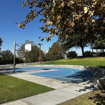 Pike's Peak Park - Basketball court - Parks Near Me - Norco, California Pike's Peak Park - Basketball court - Parks Near Me - Norco, California