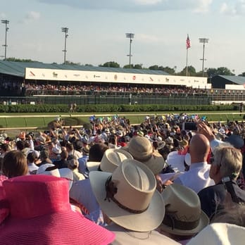 The Kentucky Derby - American Pharaoh taking the lead to win! - Festivals Near Me - Louisville, Kentucky The Kentucky Derby - American Pharaoh taking the lead to win! - Festivals Near Me - Louisville, Kentucky