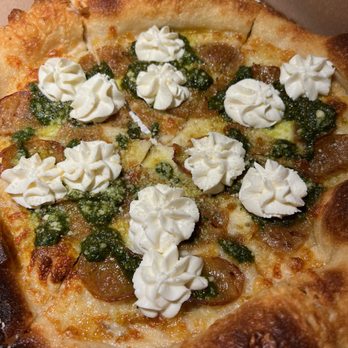 Tralia Pizza - Pizza Near Me - Sarasota, Florida
