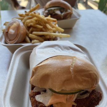 Fowl + Fare - Citric Hot Chicken Sandwich, Fries, Black Garlic Fried Chicken Sandwich - Sandwiches Near Me - Alameda , California