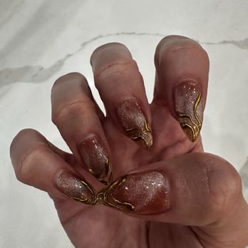 Ombre Nail Bar - Nail manicure, cateye gold detail. - Nail Salons Near Me - Garden Grove, California Ombre Nail Bar - Nail manicure, cateye gold detail. - Nail Salons Near Me - Garden Grove, California