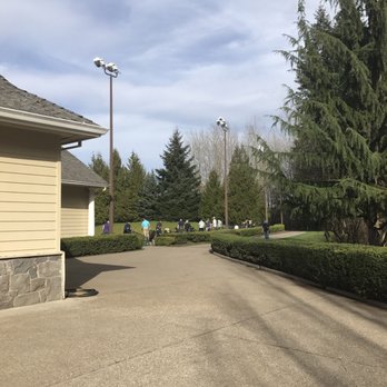 Tualatin Island Greens - outside view - Mini Golf Near Me - Tualatin, Oregon Tualatin Island Greens - outside view - Mini Golf Near Me - Tualatin, Oregon