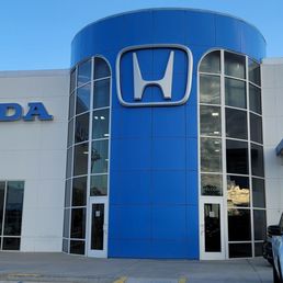 Exterior photo of Unicars Honda - Indio, California Exterior photo of Unicars Honda - Indio, California