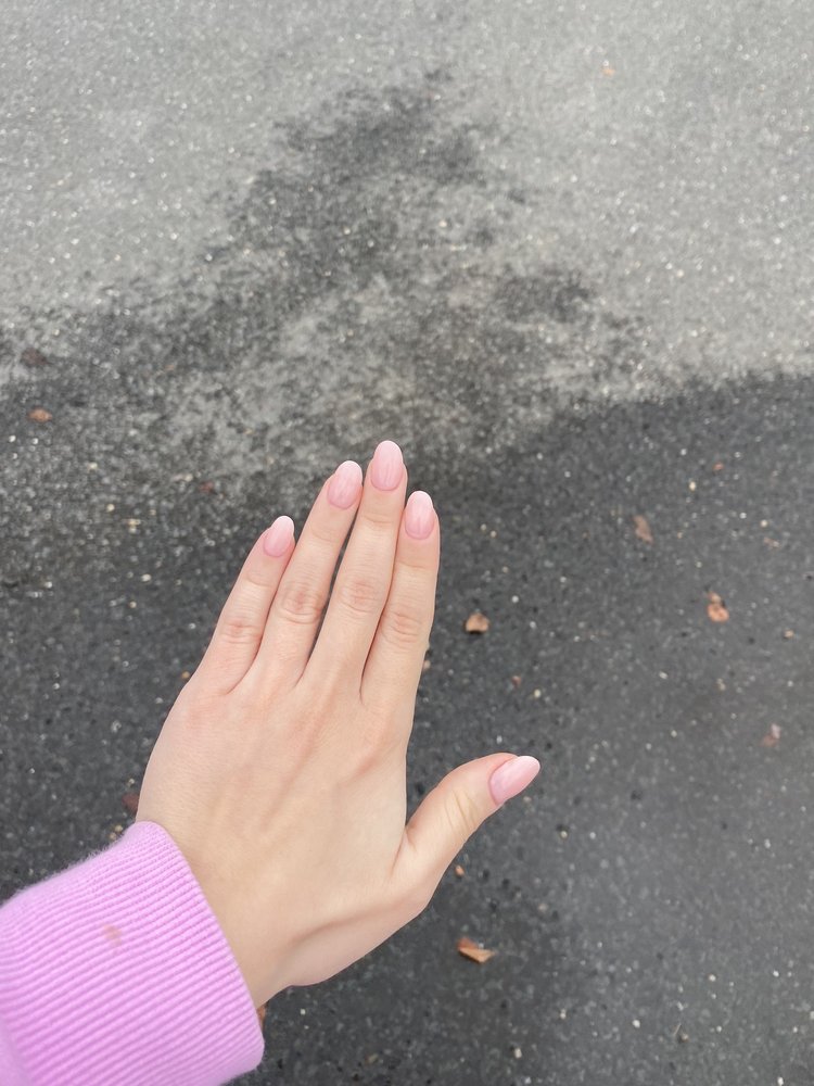 Lucent Nails & Spa Image
