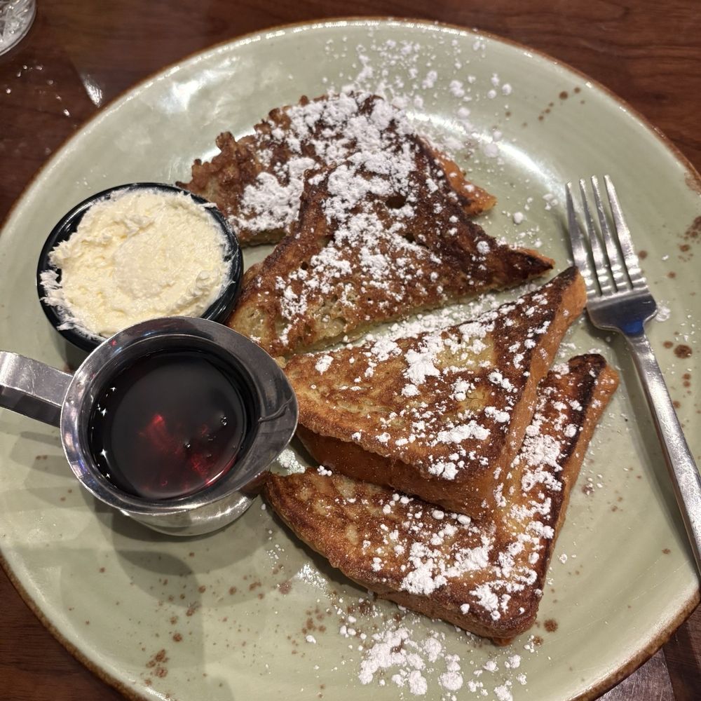 Café Central - French toast - American Near Me - Reno, Nevada