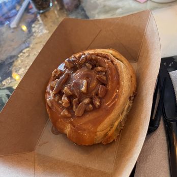 DV8 Kitchen - Caramel pecan sweetroll - Bakeries Near Me - Lexington, Kentucky