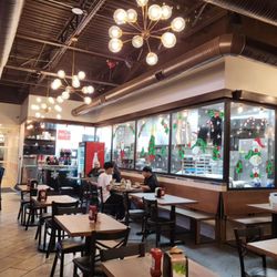 Haydees Cafe And Cantina - Dining