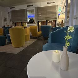 Hotel Tiffany - Sehr schön: der Barbereich