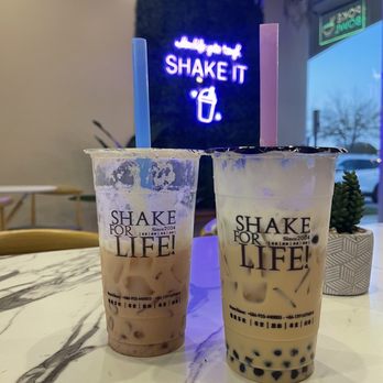 Ding Tea Orlando - Strawberry milk tea why boba - Bubble Tea Near Me - Orlando, Florida Ding Tea Orlando - Strawberry milk tea why boba - Bubble Tea Near Me - Orlando, Florida