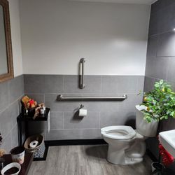 Cafe Brown - Cute bathroom.