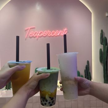 T% Coffee + Tea - mango matcha latte - Bubble Tea Near Me - Sacramento, California