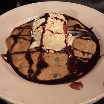 Prime 47 Carmel - Tableside chocolate drizzle!!! - Steakhouses Near Me - Carmel, Indiana Prime 47 Carmel - Tableside chocolate drizzle!!! - Steakhouses Near Me - Carmel, Indiana