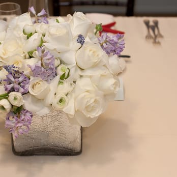 Ixora Floral Studio - centerpieces - Florists Near Me - Sierra Madre, California