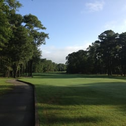 Glen Dornoch Waterway Golf Links - Hole 10 tee.