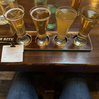 Cider Bite - My cider flight - Bars Near Me - Portland, Oregon