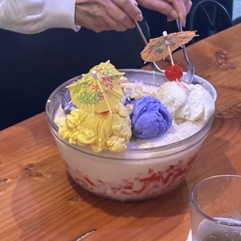 Villa Manila - Halo halo - Filipino Near Me - National City, California
