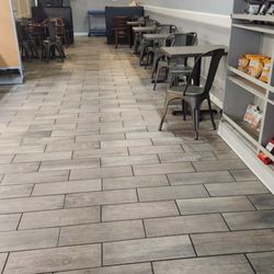 Village Bagels of Fairfield - Dining area