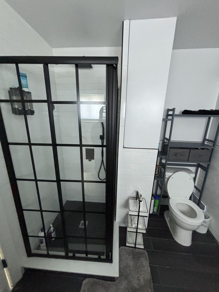 Slide of No limit General Contracting