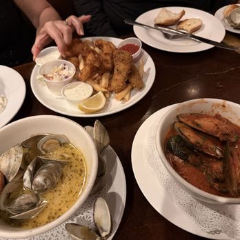 John Ascuaga's Oyster Bar - Bars Near Me - Sparks, Nevada