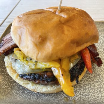 Big Feast Bistro and Catering - Gluten-Free Near Me - Maple Ridge, British Columbia