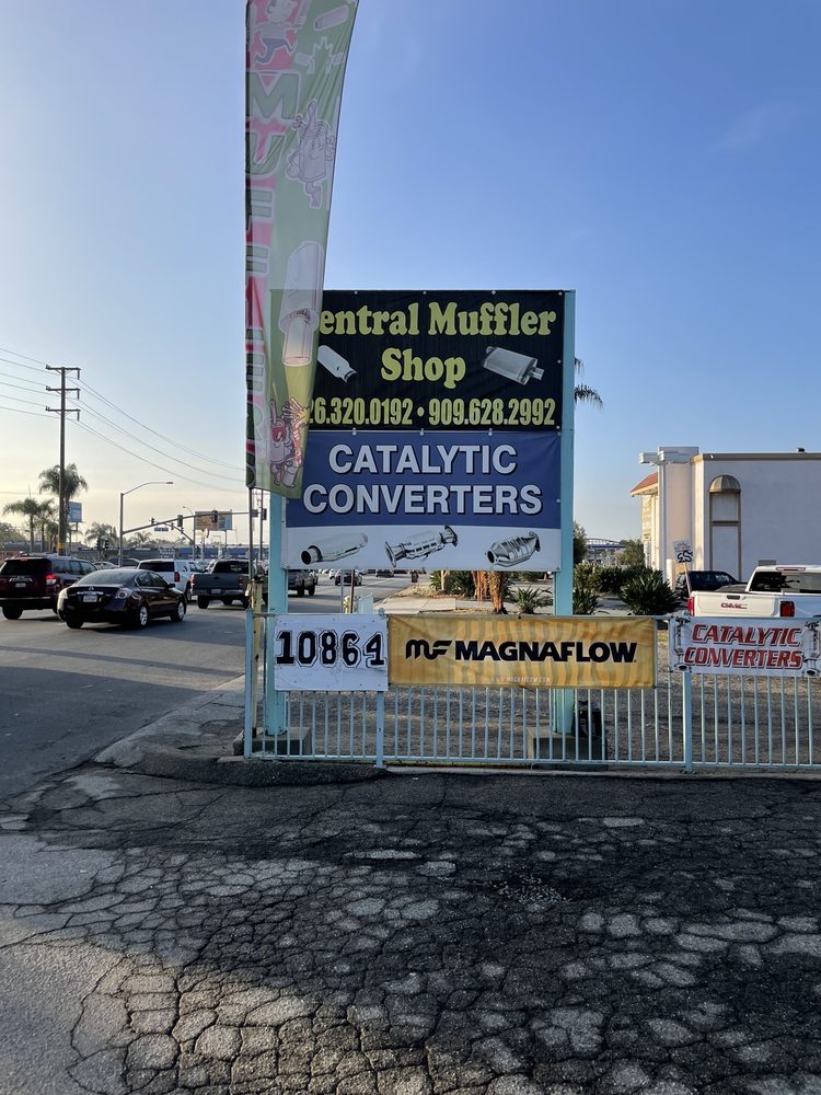 Central Muffler Shop, Ontario Roadtrippers