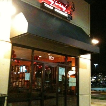 Benjarong - Thai Near Me - Covington, Washington