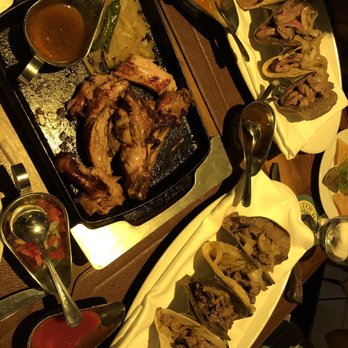 Cambalache - Tacos and suckling pig - Argentine Near Me - Cancún, ROO Cambalache - Tacos and suckling pig - Argentine Near Me - Cancún, ROO