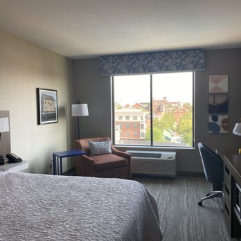 Hampton Inn Salem Boston - Room - Hotels Near Me - Salem, Massachusetts Hampton Inn Salem Boston - Room - Hotels Near Me - Salem, Massachusetts