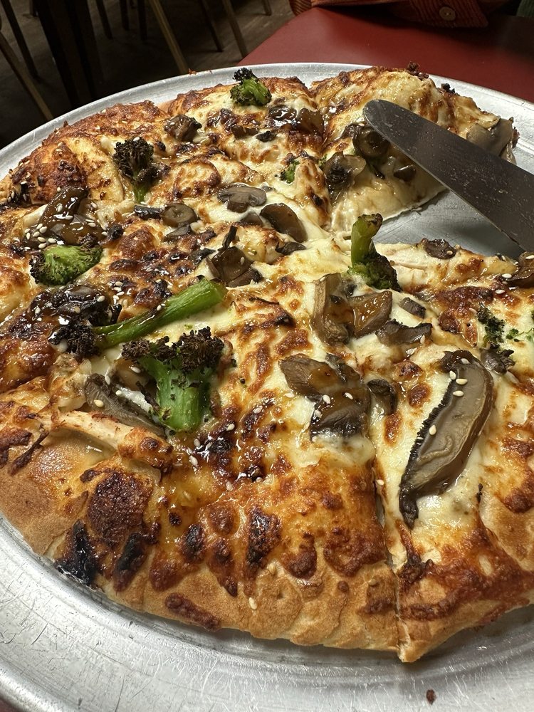 PIZZA PIEZAZZ Updated October 2024 11 Photos & 34 Reviews 521