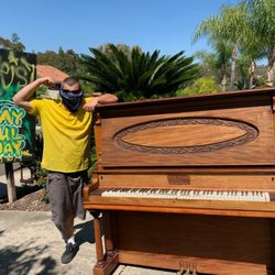 7 Day Haul Away - Tired of that old unwanted piano? Check out our single item pricing at www.7dayhaulaway.com