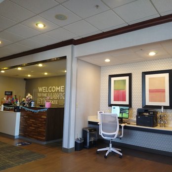 Hampton Inn Keokuk - Hotels Near Me - Keokuk, Iowa