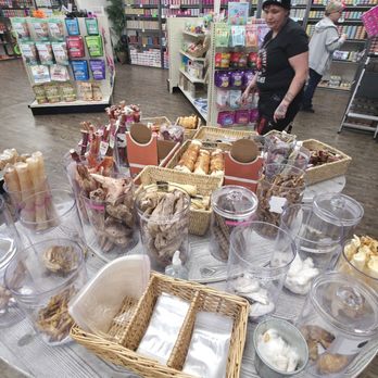 Healthy Pet Pantry - Pet Stores Near Me - El Cajon, California Healthy Pet Pantry - Pet Stores Near Me - El Cajon, California