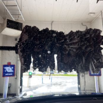 Shiny Shell Carwash - Kearns - Car Wash Near Me - Kearns, Utah