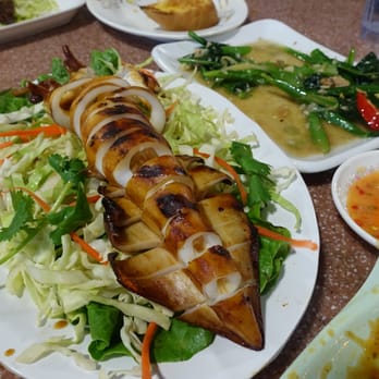 泰苑小食 - grilled squid - Thai Near Me - Hong Kong, HK