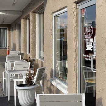 Stable Grounds Coffee - Outside seating - Cafes Near Me - Newport, North Carolina Stable Grounds Coffee - Outside seating - Cafes Near Me - Newport, North Carolina