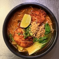Million Spoons - Tom Yum Fried Chicken