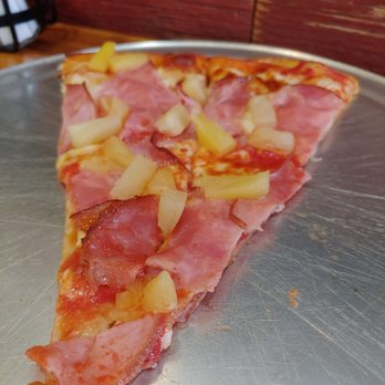 Grafa Pizza - Hawain - Pizza Near Me - Miami Beach, Florida