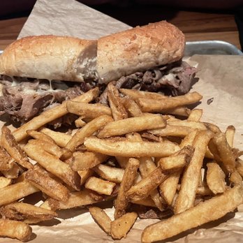 BJ's Restaurant & Brewhouse - Brewhouse Philly* - New American Near Me - Teterboro, New Jersey