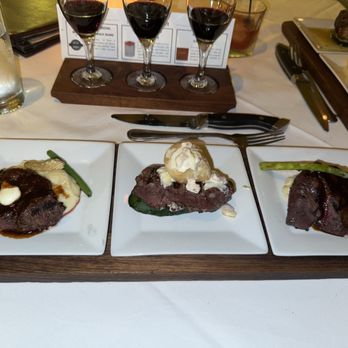 Flight Restaurant and Wine Bar - Steak flight - Wine Bars Near Me - Memphis, Tennessee