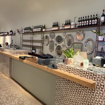 Santa nonna - Interior decor - Seafood Near Me - Naples, NA