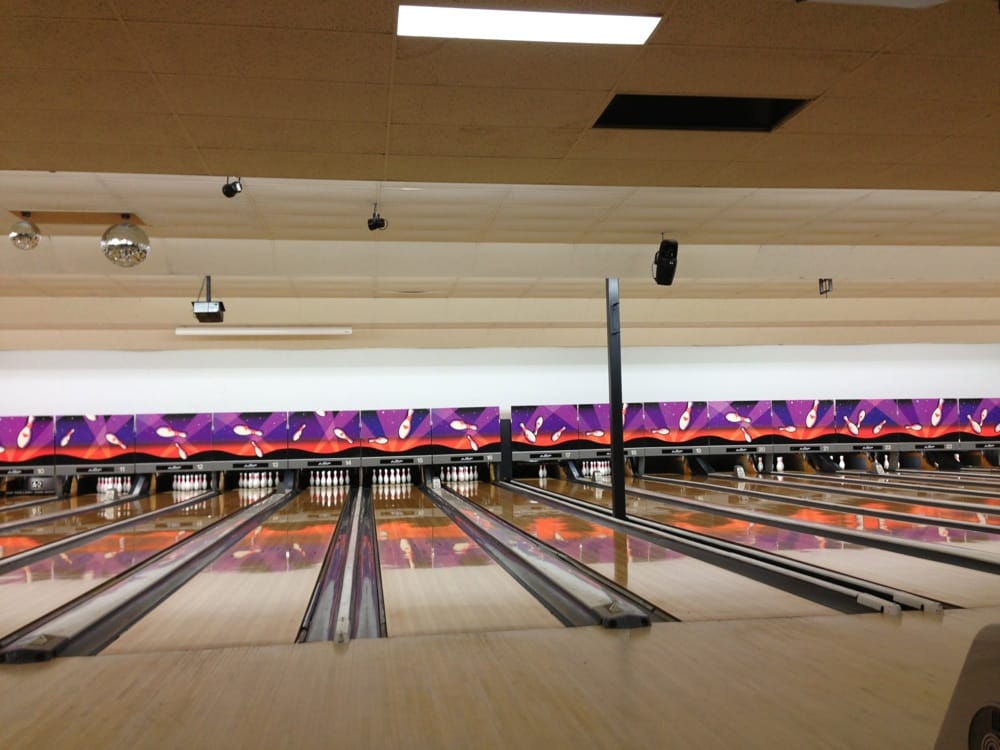 AMF BOWLING CENTRE Cnr Princes Hwy & Progress Avenue, Doveton